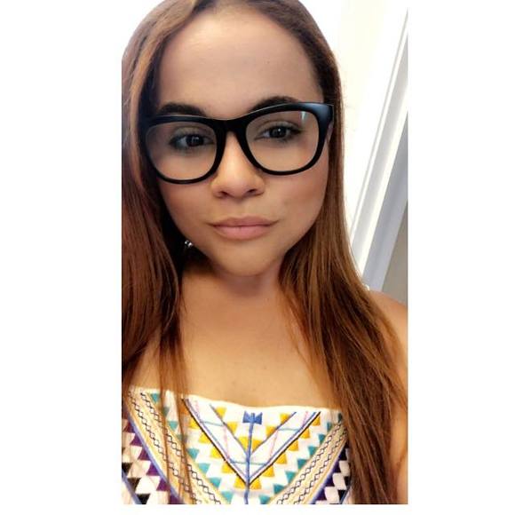 Meet your Posher, Darleen - Picture 1 of 1